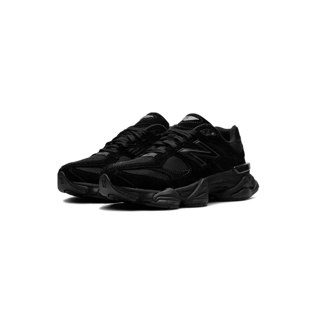 NEW BALANCE 9060 TRIPLE BLACK